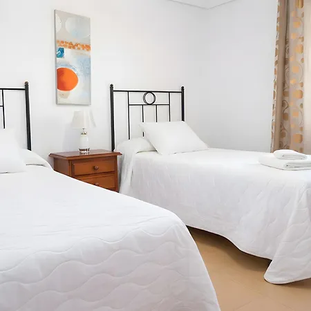 Apartment Nuevo Con Balcones Y Aire Solo Familias Y Parejas Conil De La Frontera