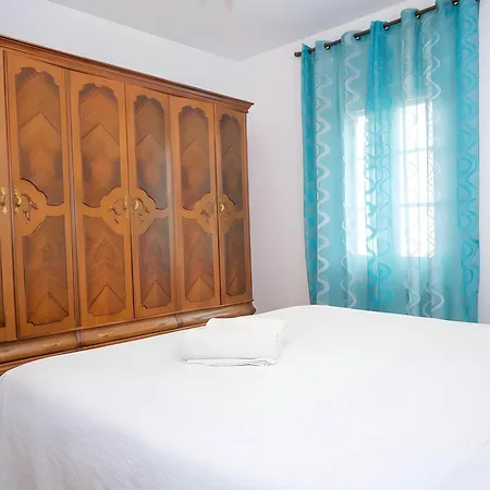 Nuevo Con Balcones Y Aire Solo Familias Y Parejas